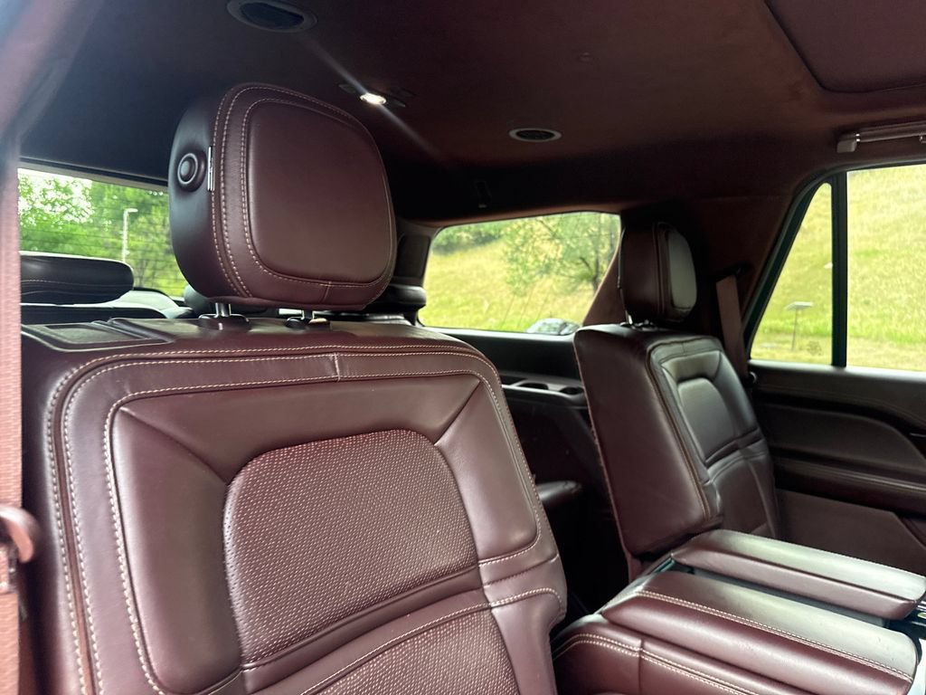 Used 2018 Lincoln Navigator Black Label AWD/4WD image 27