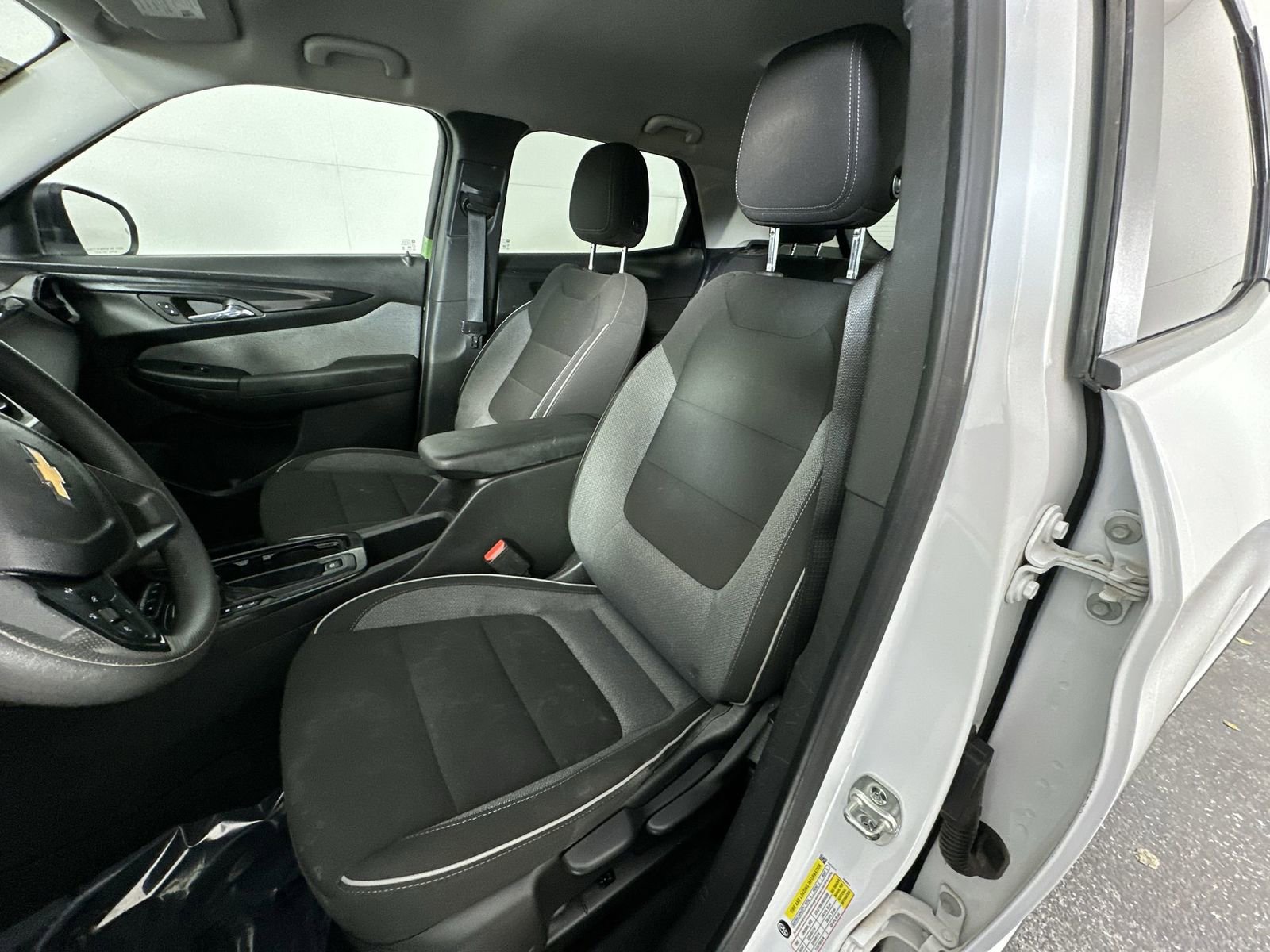 Used 2025 Chevrolet TrailBlazer LS w/ LS Convenience Package image 11