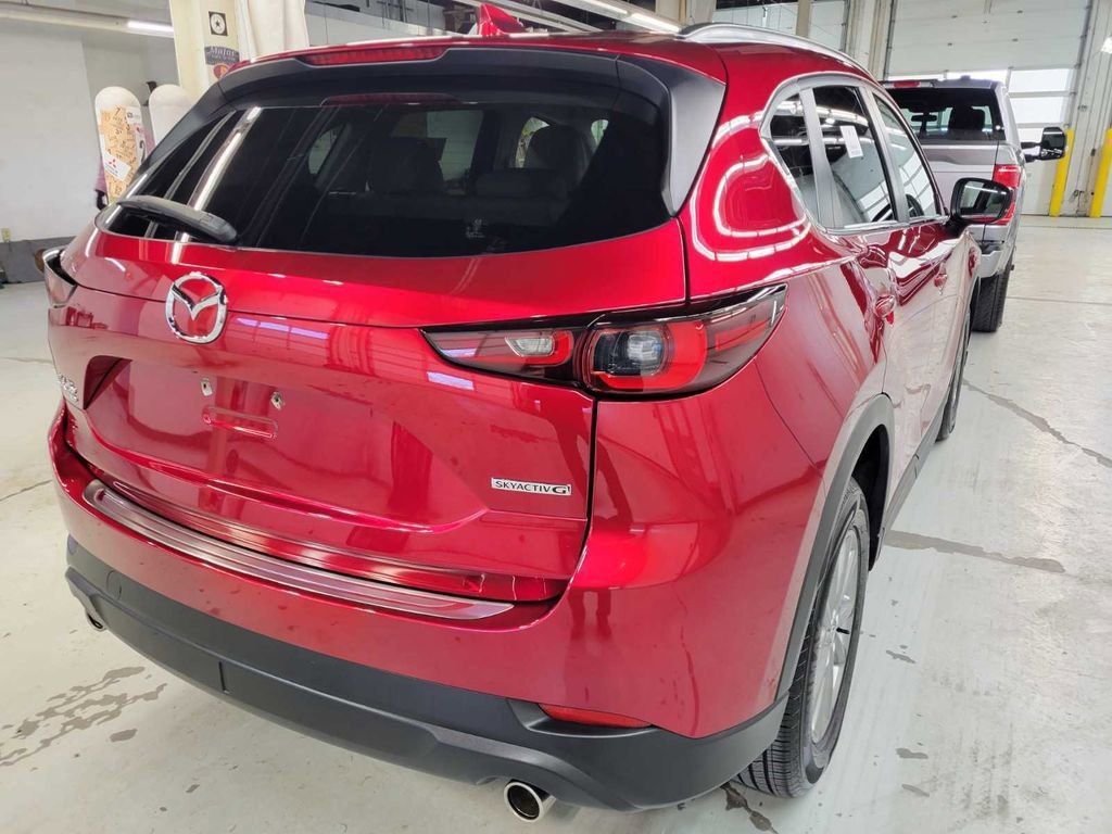 Used 2022 MAZDA CX-5 AWD 2.5 S w/ Preferred Package image 3