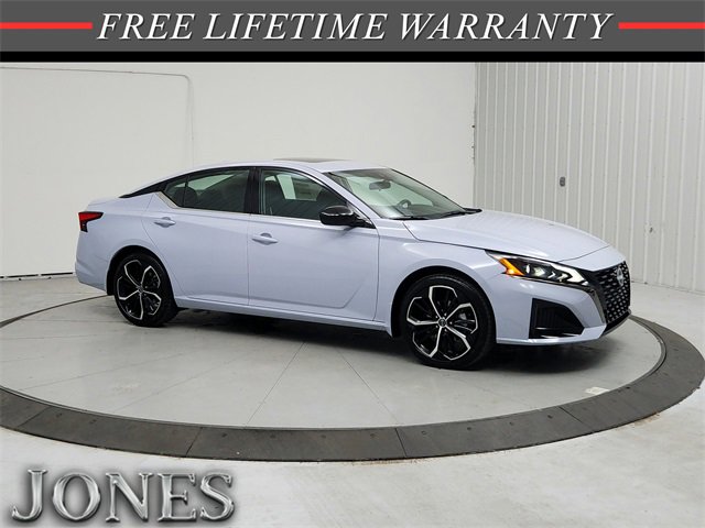 New 2025 Nissan Altima 2.5 SR w/ SR Premium Package
