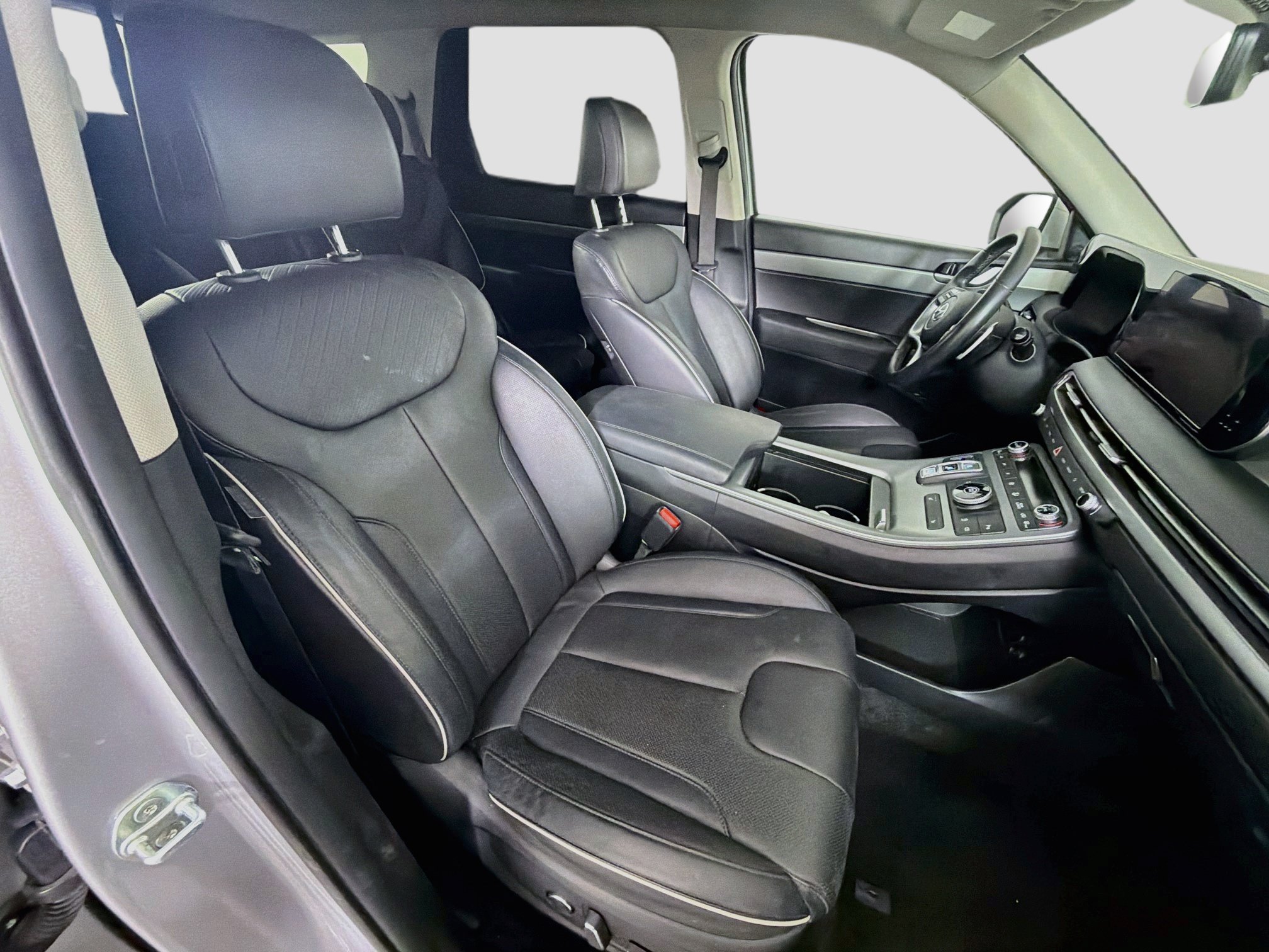 Used 2025 Hyundai Palisade SEL FWD image 33