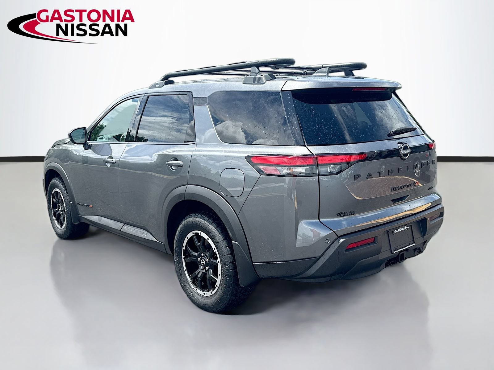 Used 2024 Nissan Pathfinder Rock Creek AWD/4WD image 6