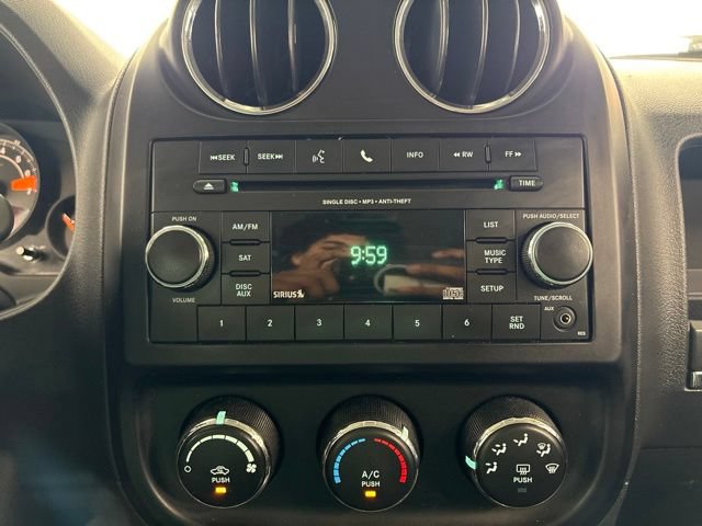 Used 2014 Jeep Patriot Sport w/ Power Value Group AWD/4WD image 35