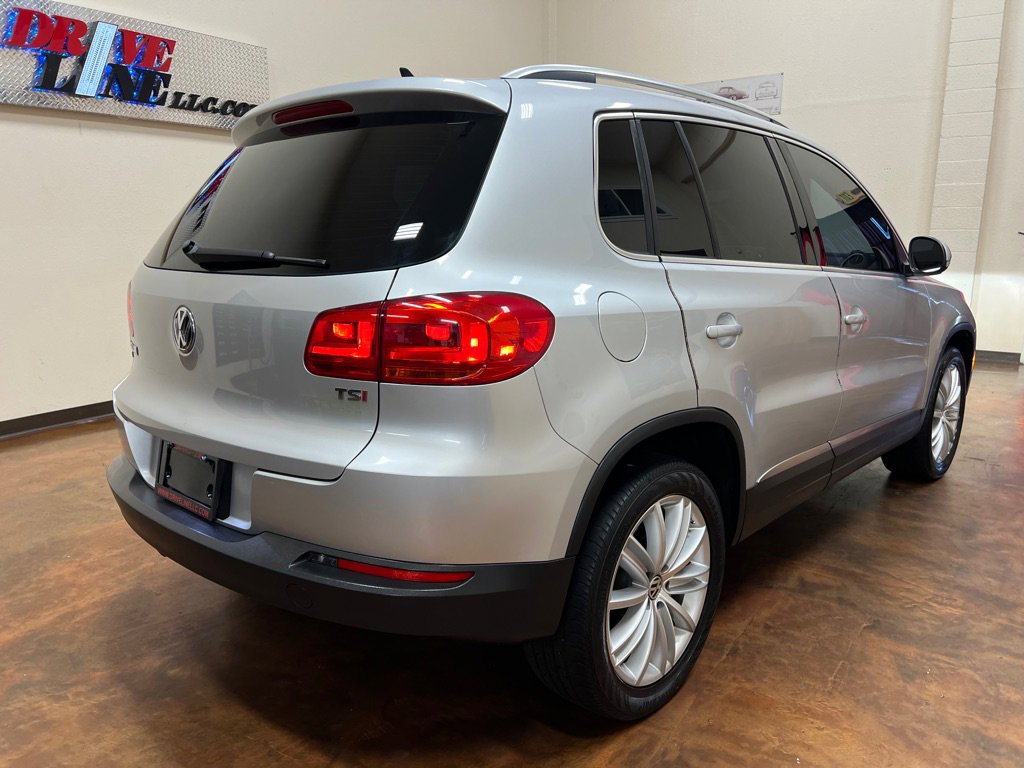 Used 2016 Volkswagen Tiguan SE image 9