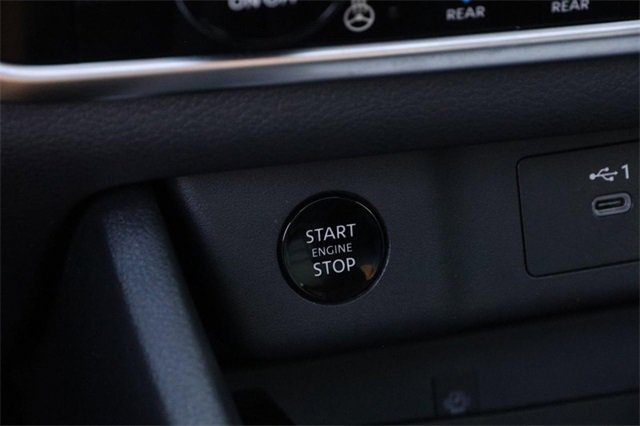 Certified 2024 Nissan Rogue SL w/ SL Premium Package image 16