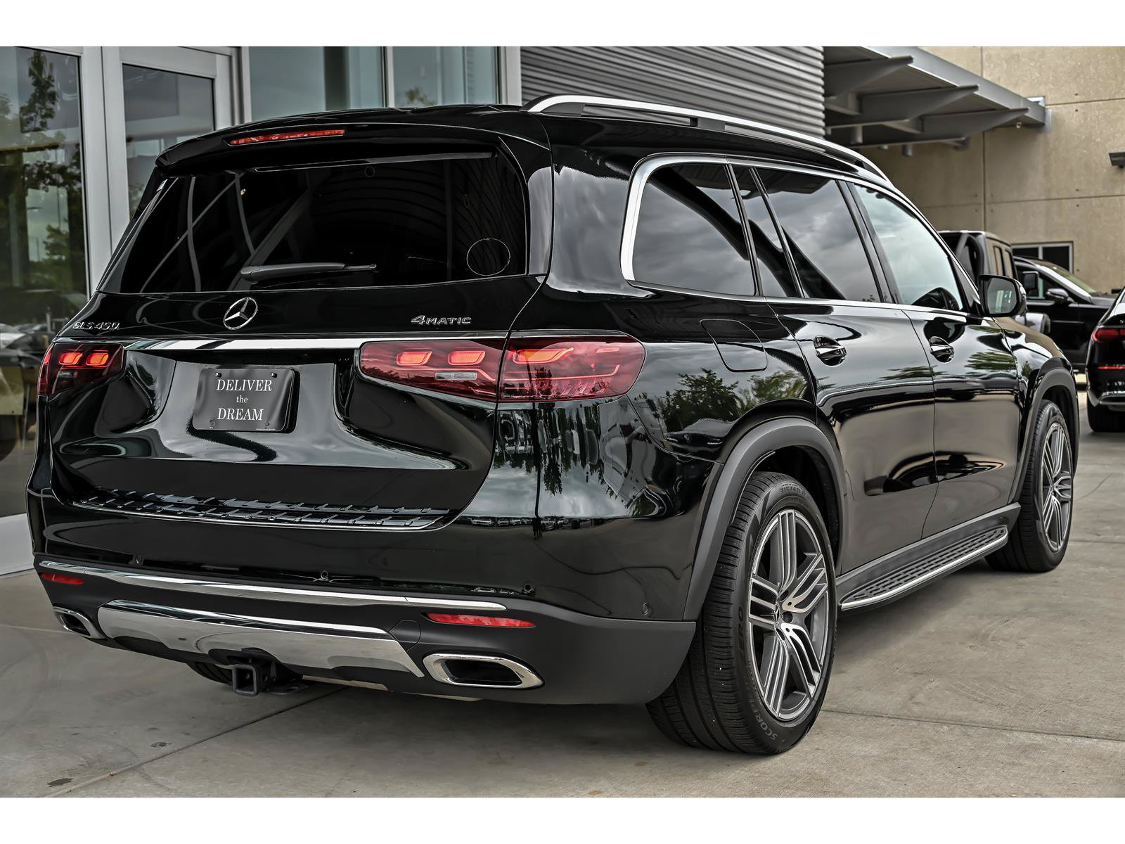Certified 2024 Mercedes-Benz GLS 450 4MATIC image 8
