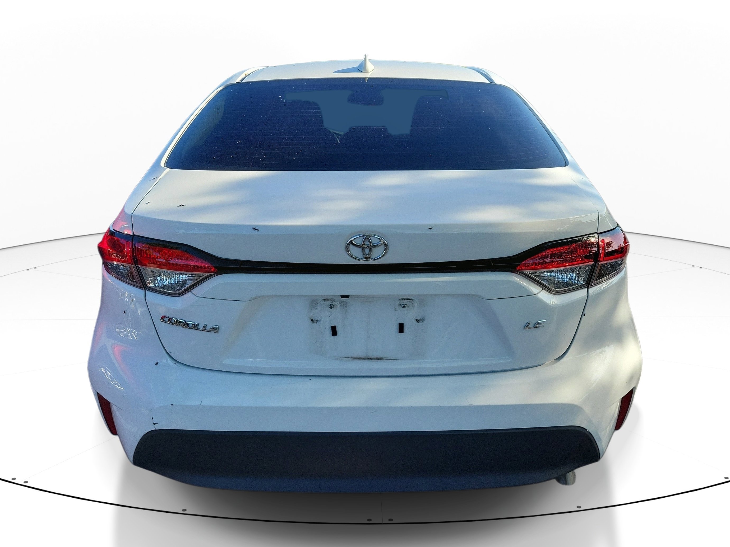 Used 2023 Toyota Corolla LE FWD image 5