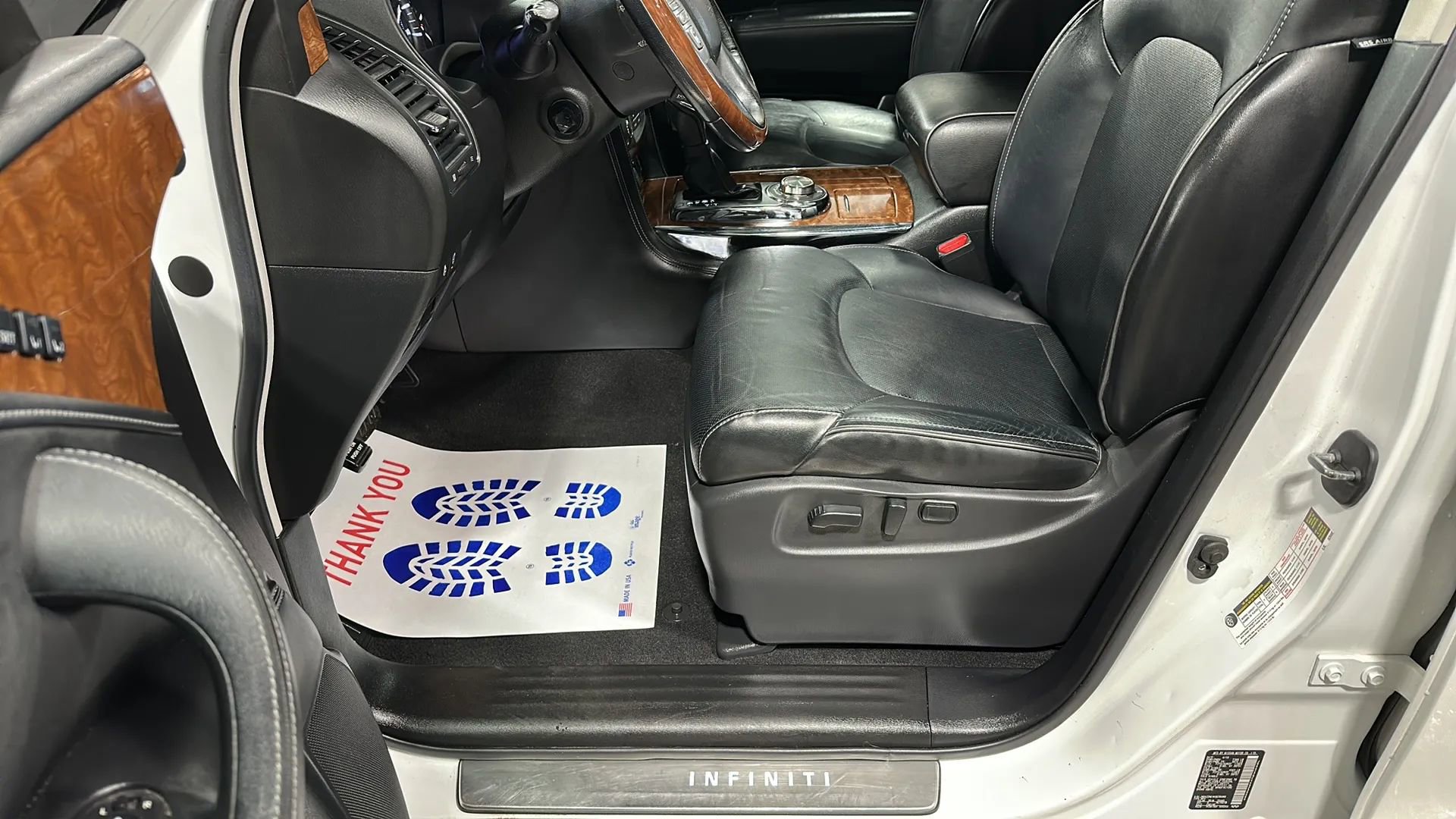 Used 2019 INFINITI QX80 Luxe w/ 22" Wheel Package image 9