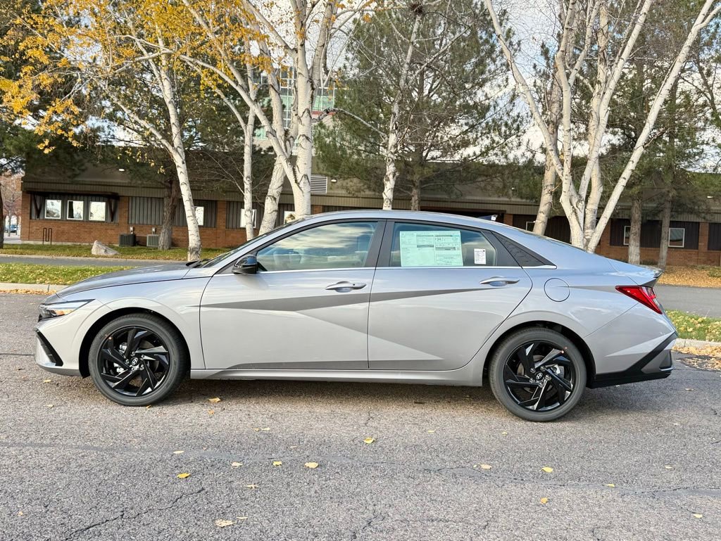 New 2026 Hyundai Elantra SEL Sport image 3