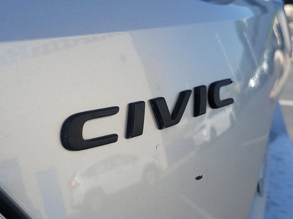 Used 2018 Honda Civic Sport image 8