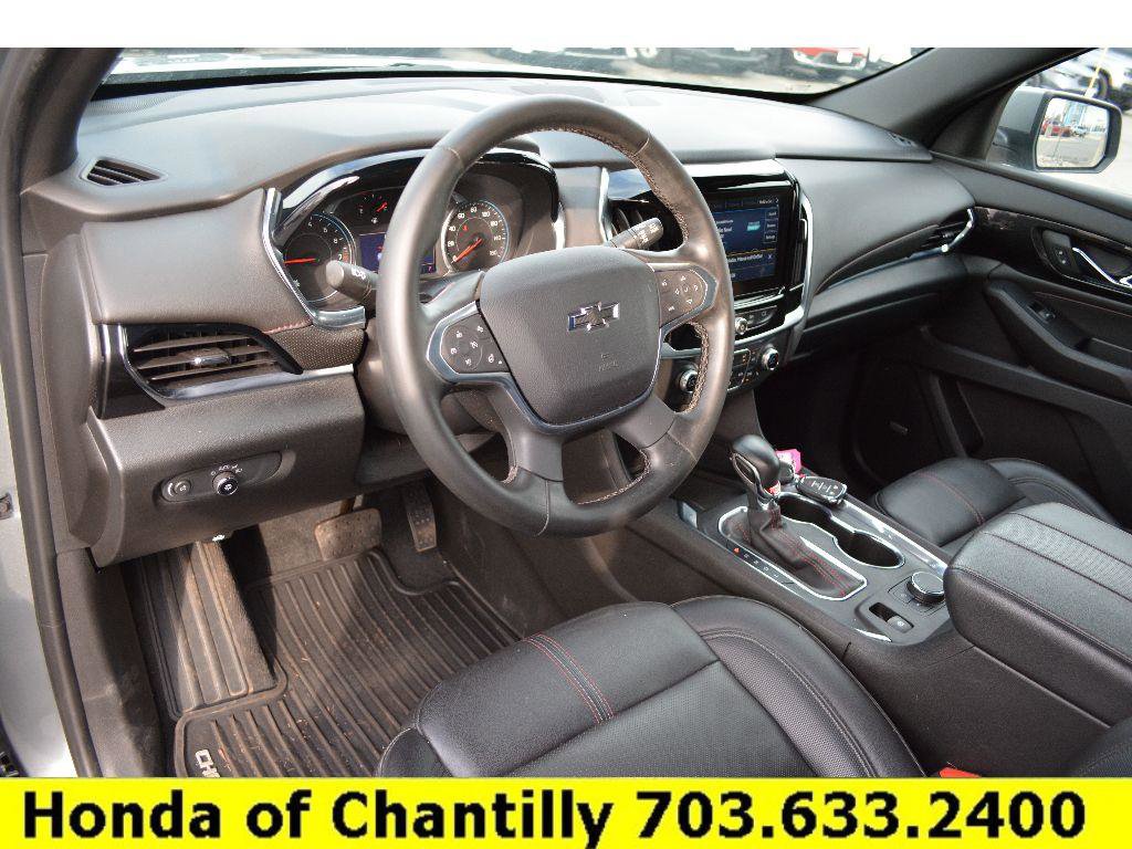 Used 2023 Chevrolet Traverse RS FWD image 23