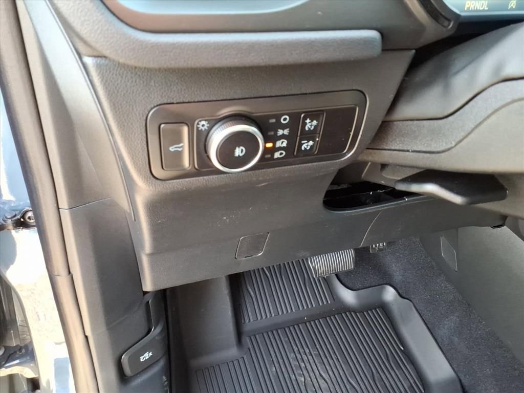 New 2026 Ford Escape ST-Line Select w/ Equipment Group 401A image 10