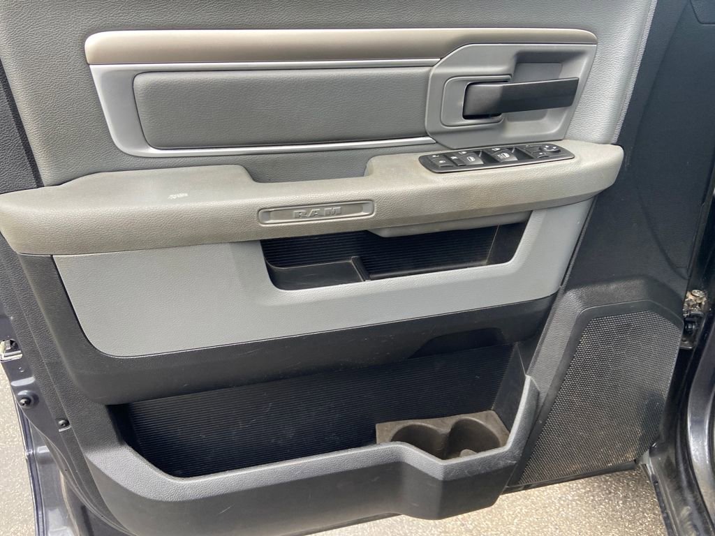 Used 2015 RAM 1500 Outdoorsman image 13