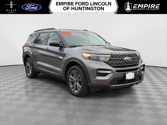 Certified 2023 Ford Explorer XLT w/ Equipment Group 202A image 1