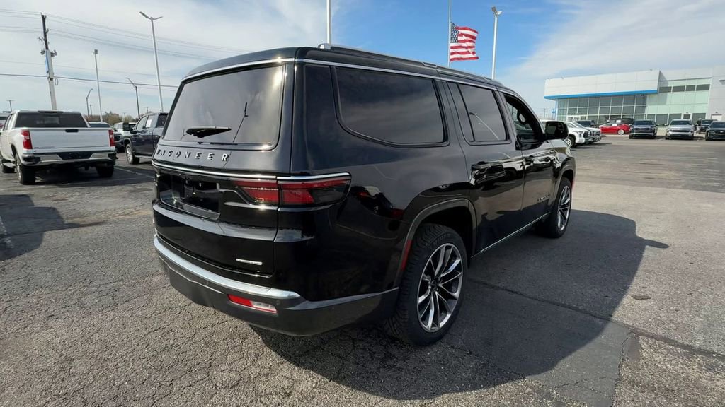 Used 2022 Jeep Wagoneer Series III w/ Premium Group I image 8