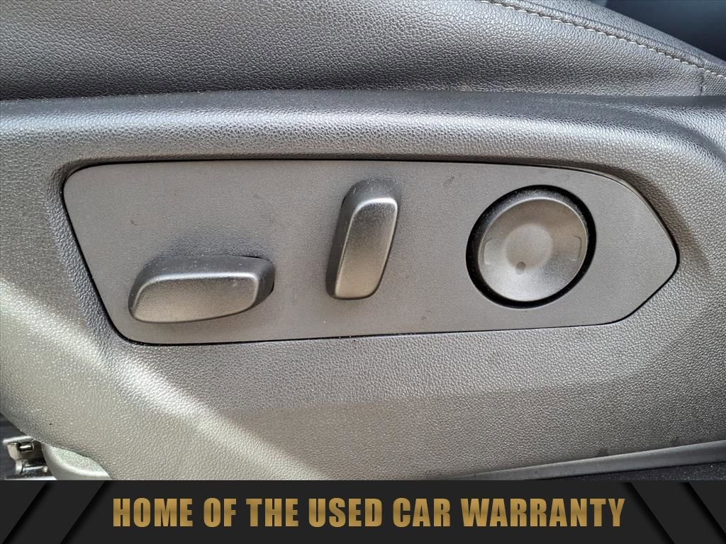 Used 2024 Chevrolet Tahoe LT w/ LT Signature Package image 18