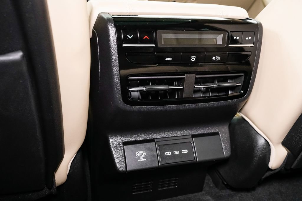 Certified 2025 Acura MDX w/ Technology Package image 26