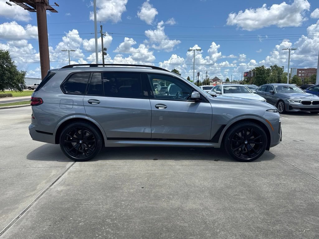 Certified 2025 BMW X7 xDrive40i w/ Executive Package AWD/4WD image 6