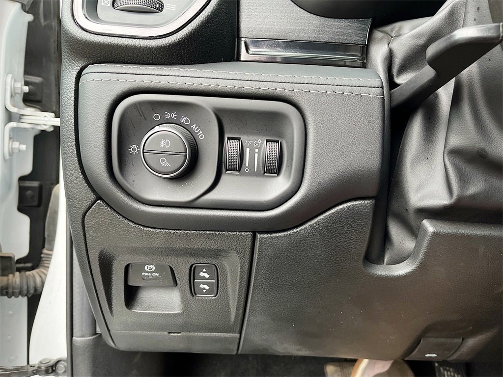 Used 2023 RAM 1500 Limited w/ Night Edition image 10