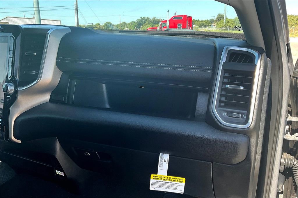 Used 2024 RAM 2500 Laramie image 19