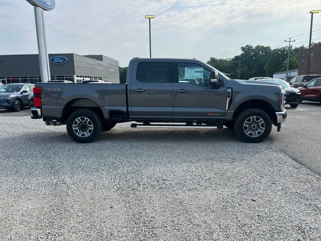 New 2025 Ford F250 Lariat image 9