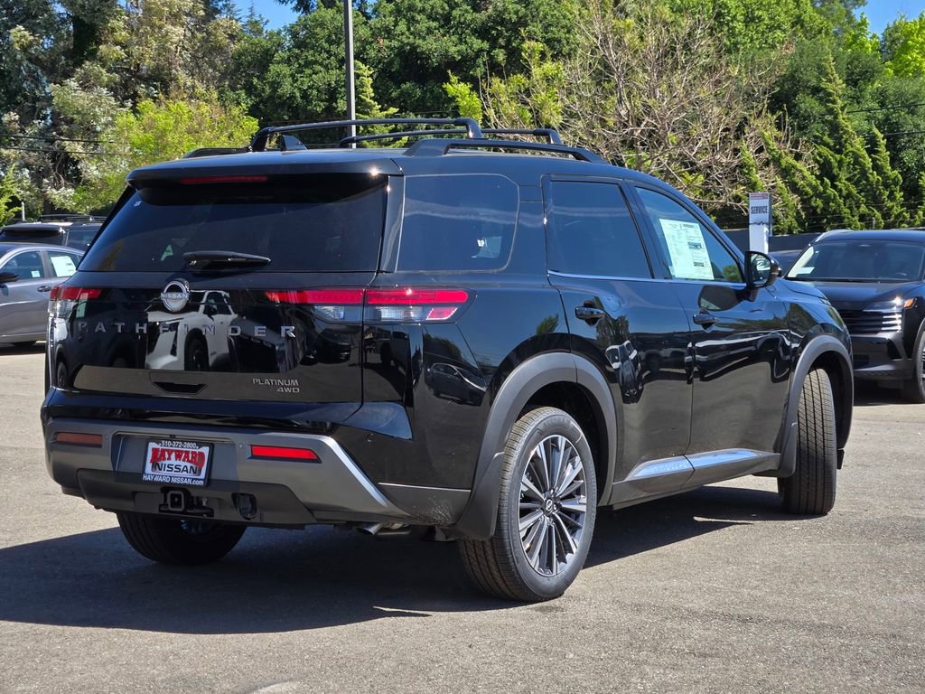 New 2026 Nissan Pathfinder Platinum w/ Cargo Package AWD/4WD image 4
