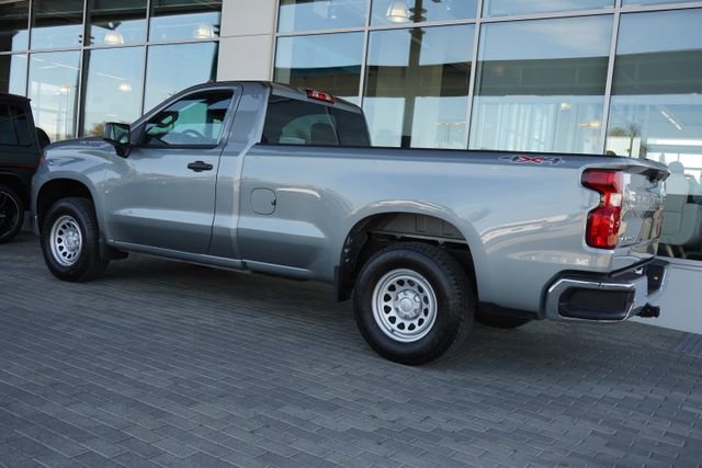Used 2026 Chevrolet Silverado 1500 W/T w/ WT Safety Package AWD/4WD image 6