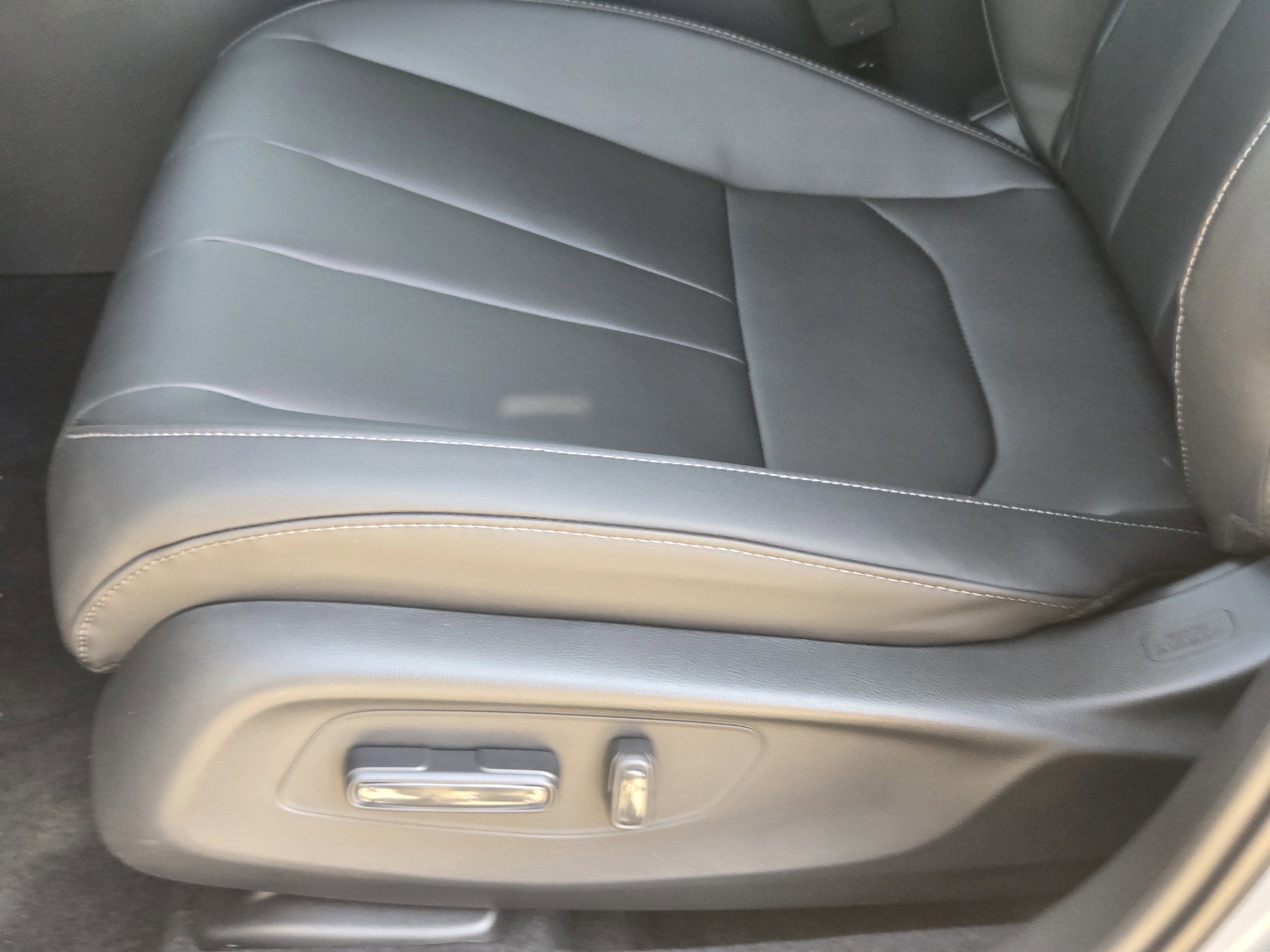 Used 2026 Acura ADX FWD image 18