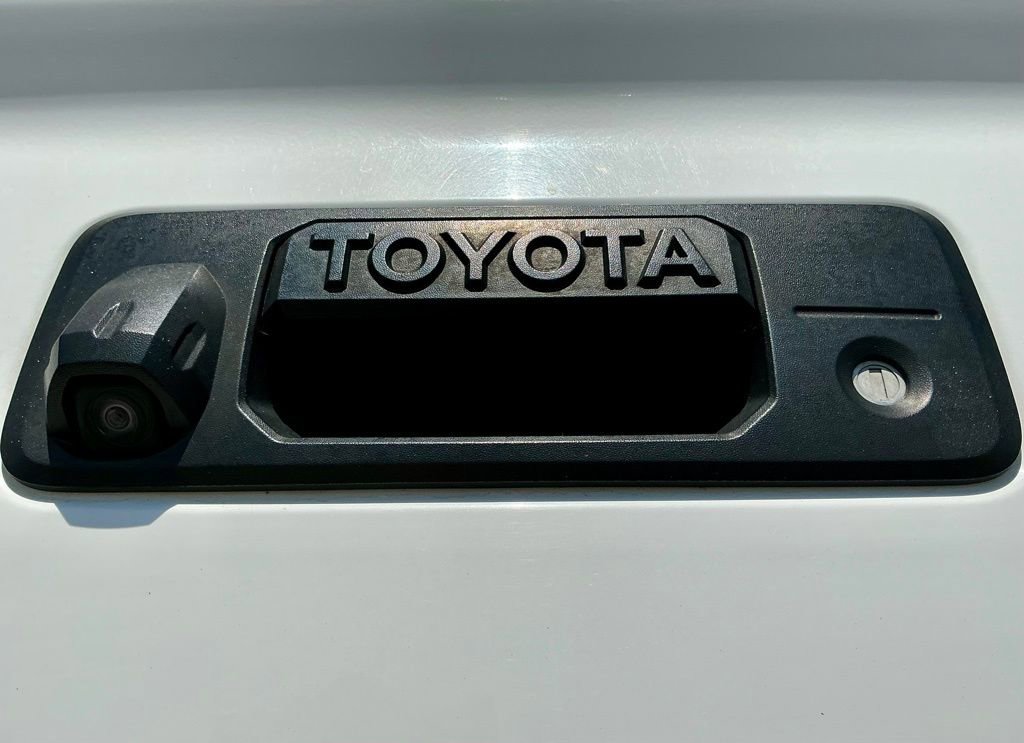 Used 2014 Toyota Tundra 1794 Edition image 15