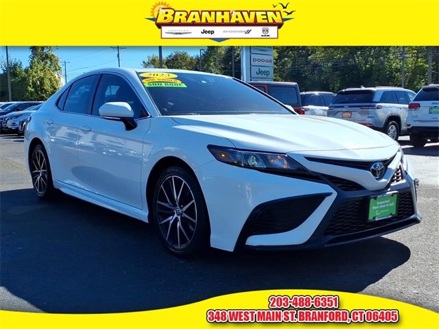 Used 2023 Toyota Camry SE video 1