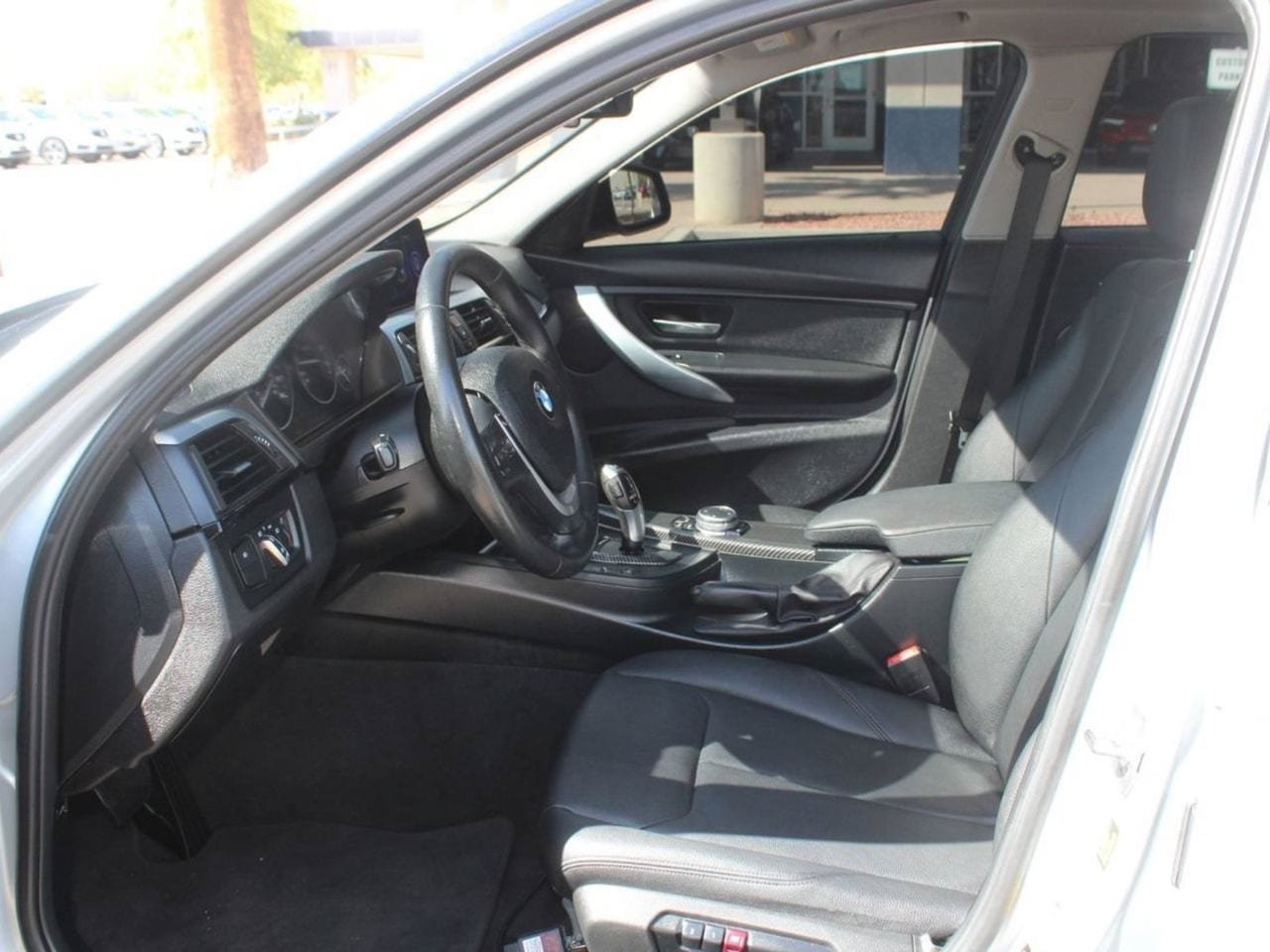 Used 2015 BMW 328i xDrive Sedan AWD/4WD image 12