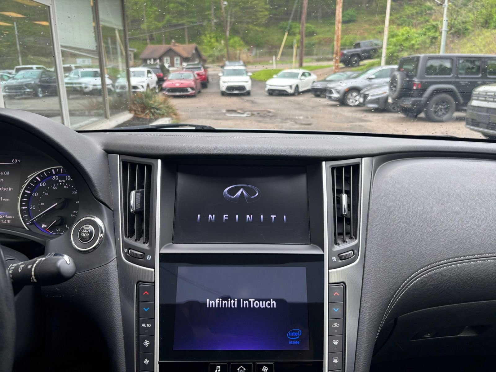 Used 2018 INFINITI Q60 3.0t Luxe AWD/4WD image 22