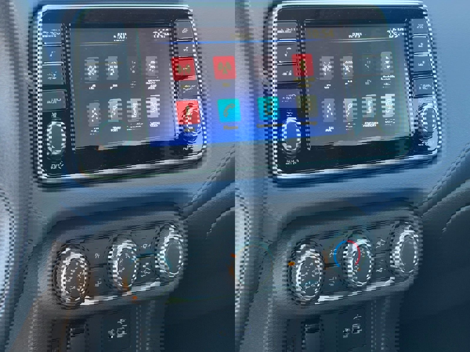 New 2025 Nissan Versa SV image 23