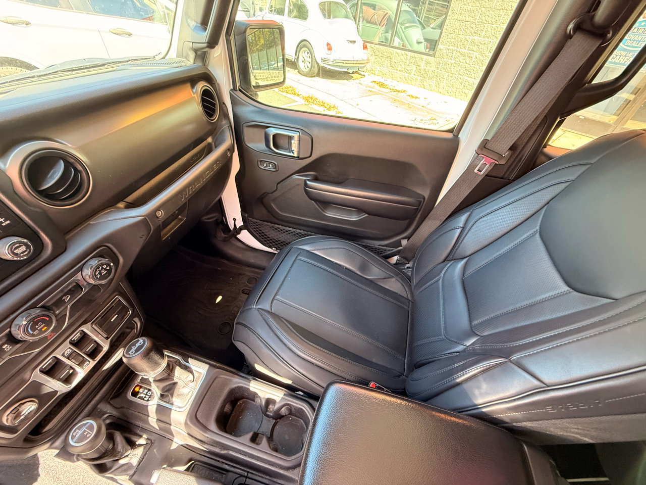 Used 2018 Jeep Wrangler Unlimited Sport S image 16