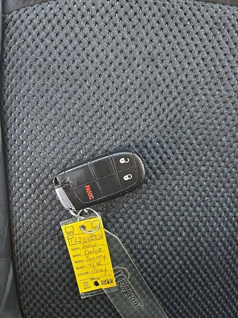 Used 2020 Dodge Journey Crossroad image 38