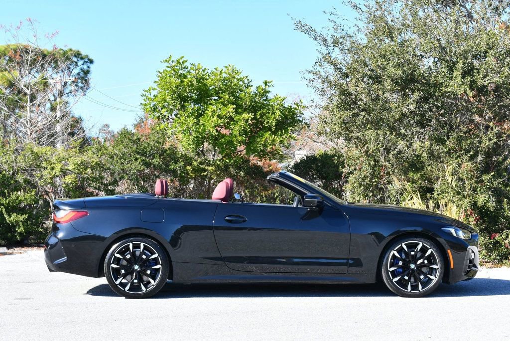 Used 2025 BMW 430i Convertible w/ M Sport Package image 39
