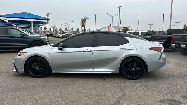 Used 2022 Toyota Camry XSE image 7