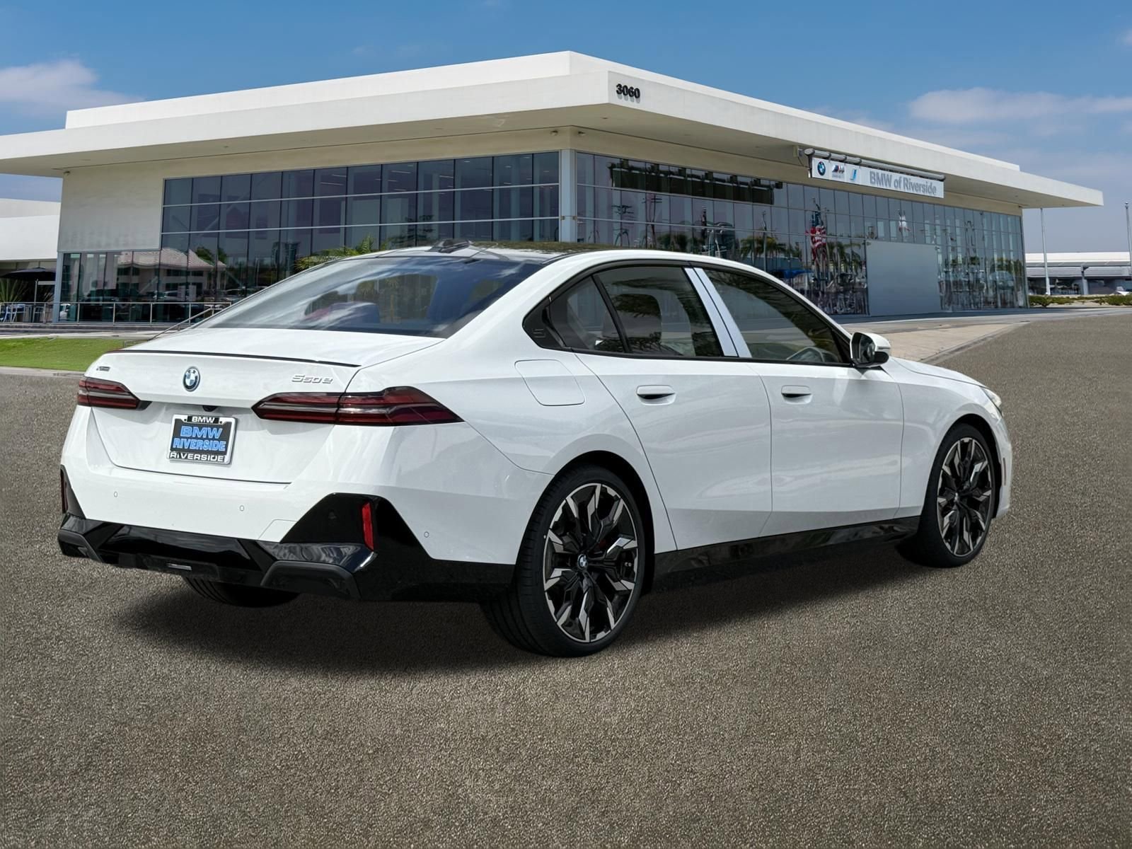 New 2027 BMW 550e xDrive w/ Premium Package AWD/4WD image 10