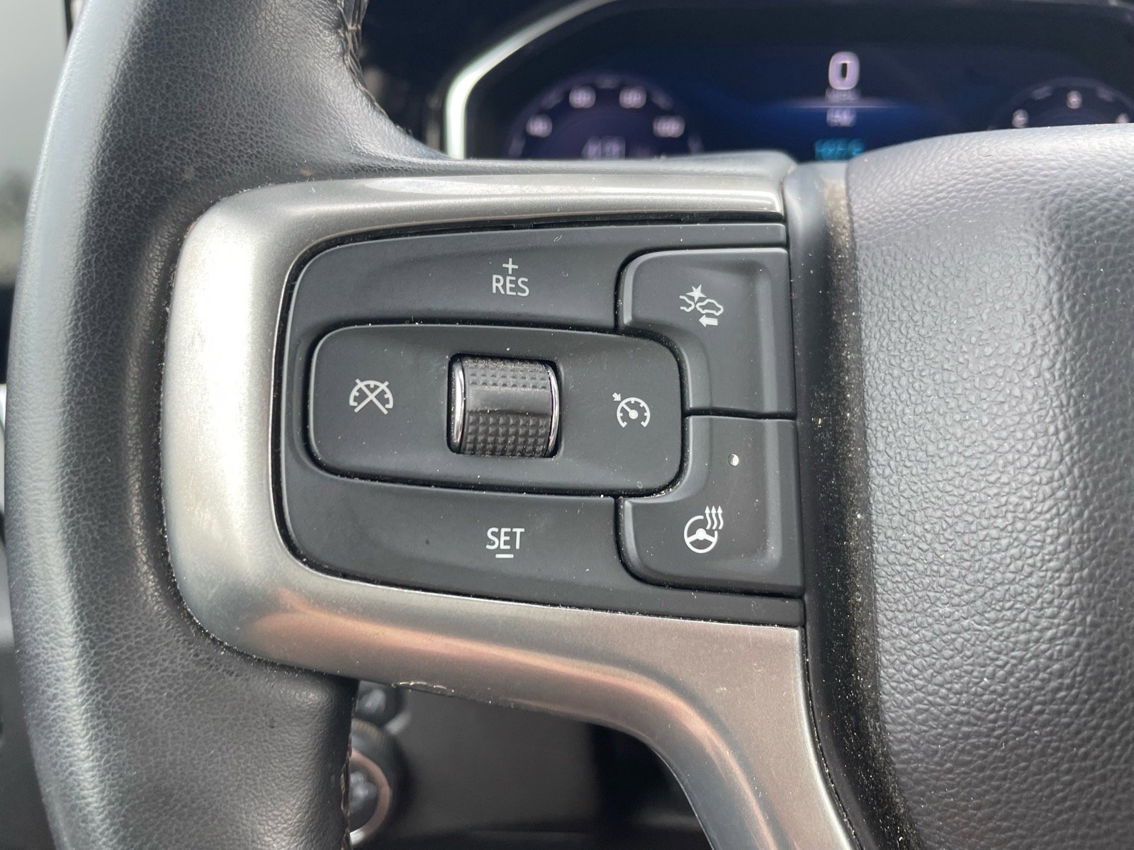 Used 2024 Chevrolet Silverado 2500 LTZ w/ LTZ Convenience Package AWD/4WD image 18