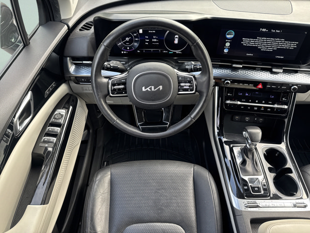 Used 2023 Kia Carnival SX Prestige FWD image 14