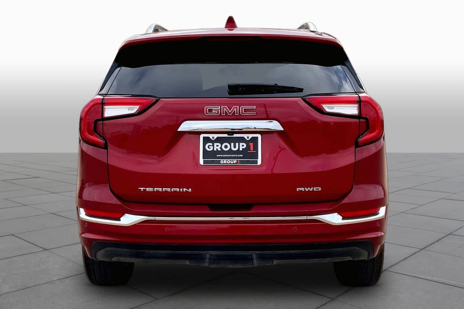 Used 2023 GMC Terrain Denali AWD/4WD image 5