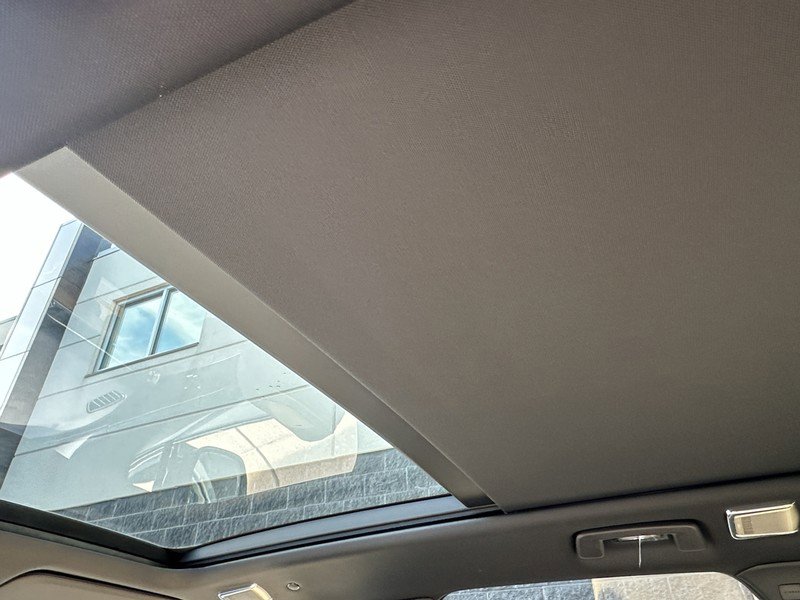 New 2026 Cadillac Lyriq V image 9