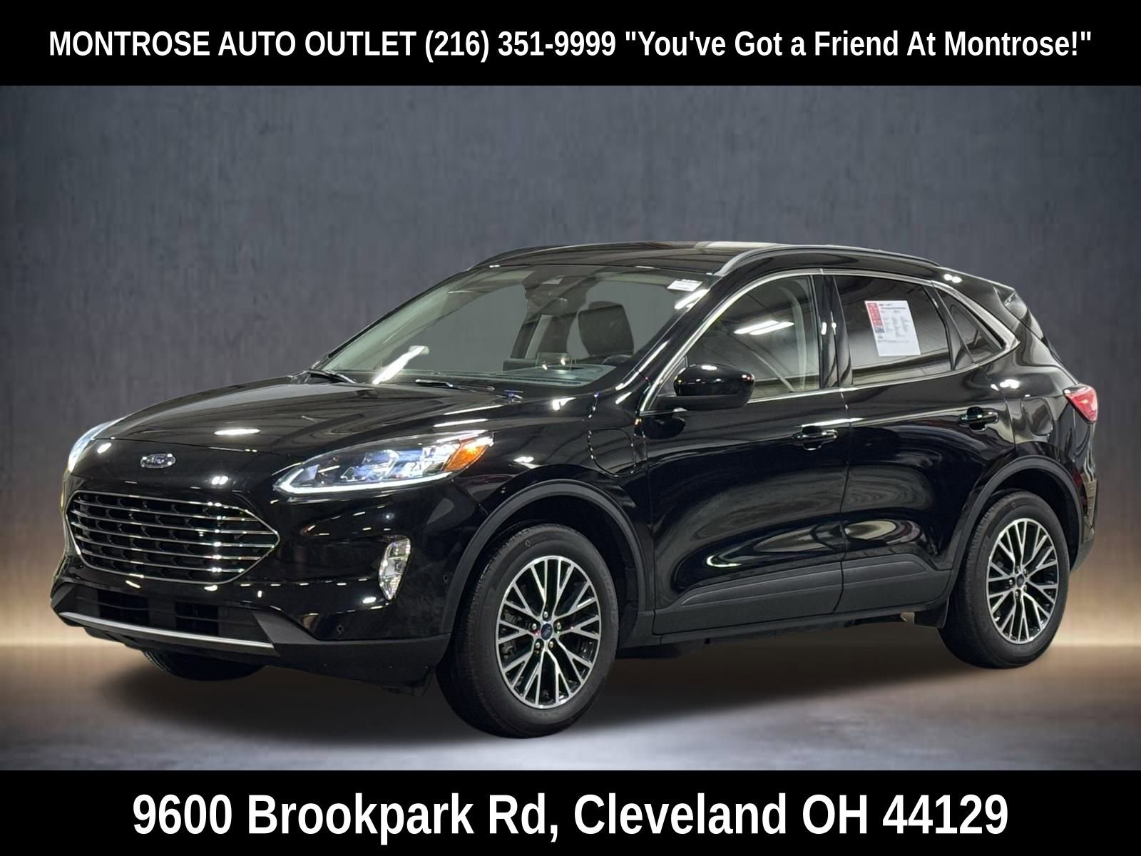 Used 2022 Ford Escape Titanium w/ Titanium Premium Package image 8