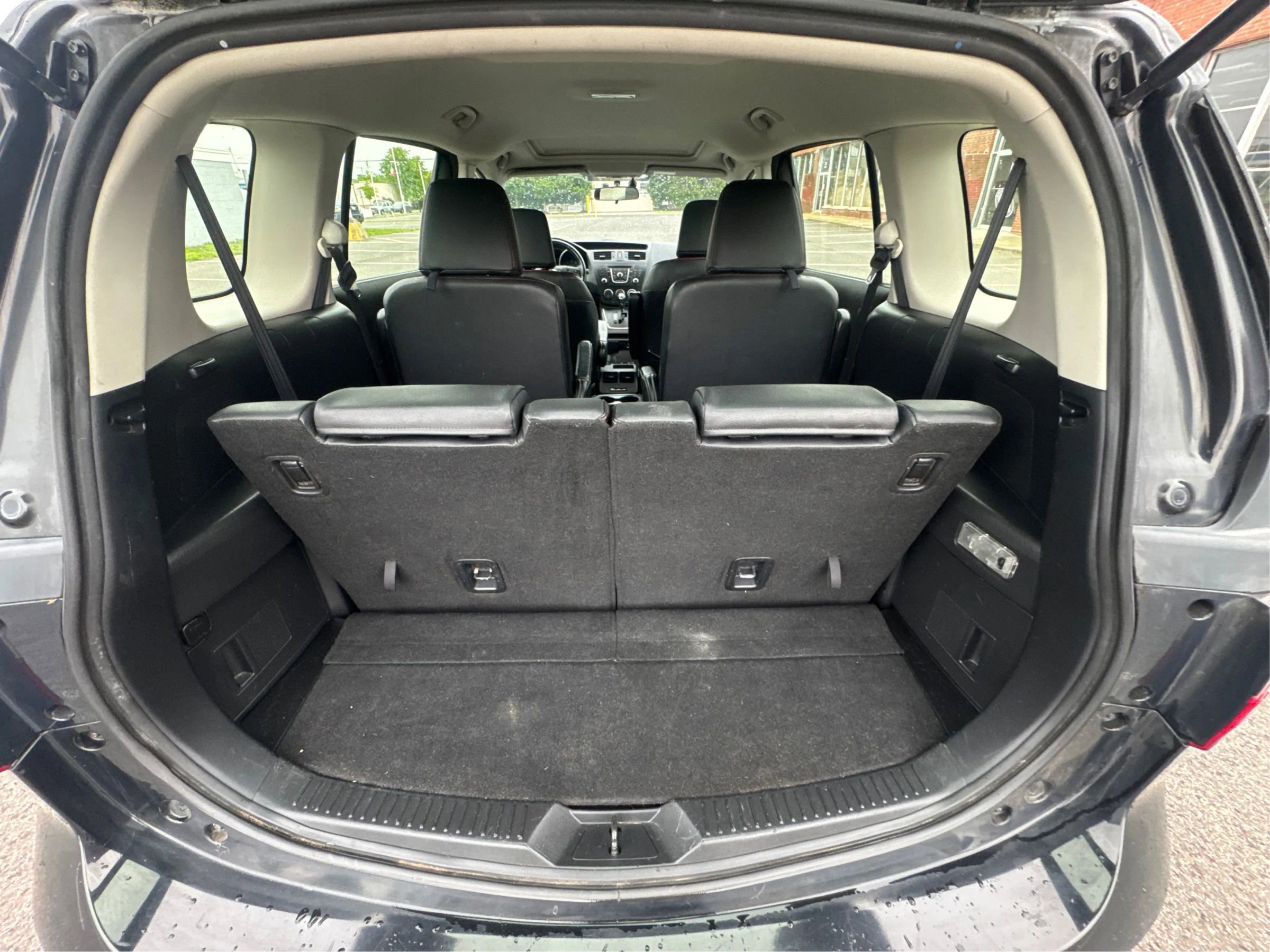 Used 2012 MAZDA MAZDA5 Grand Touring image 16