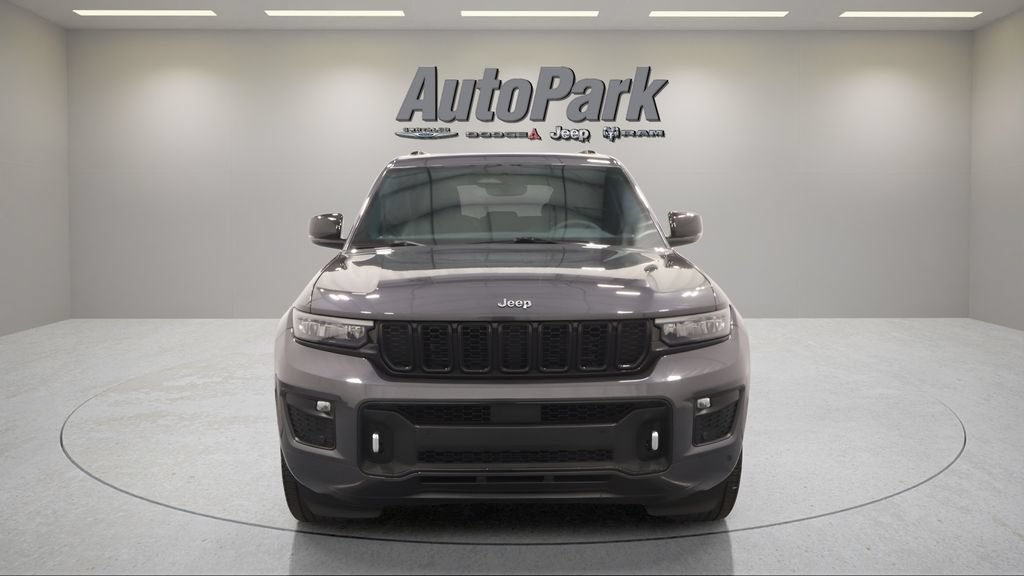 Certified 2023 Jeep Grand Cherokee Overland AWD/4WD image 6