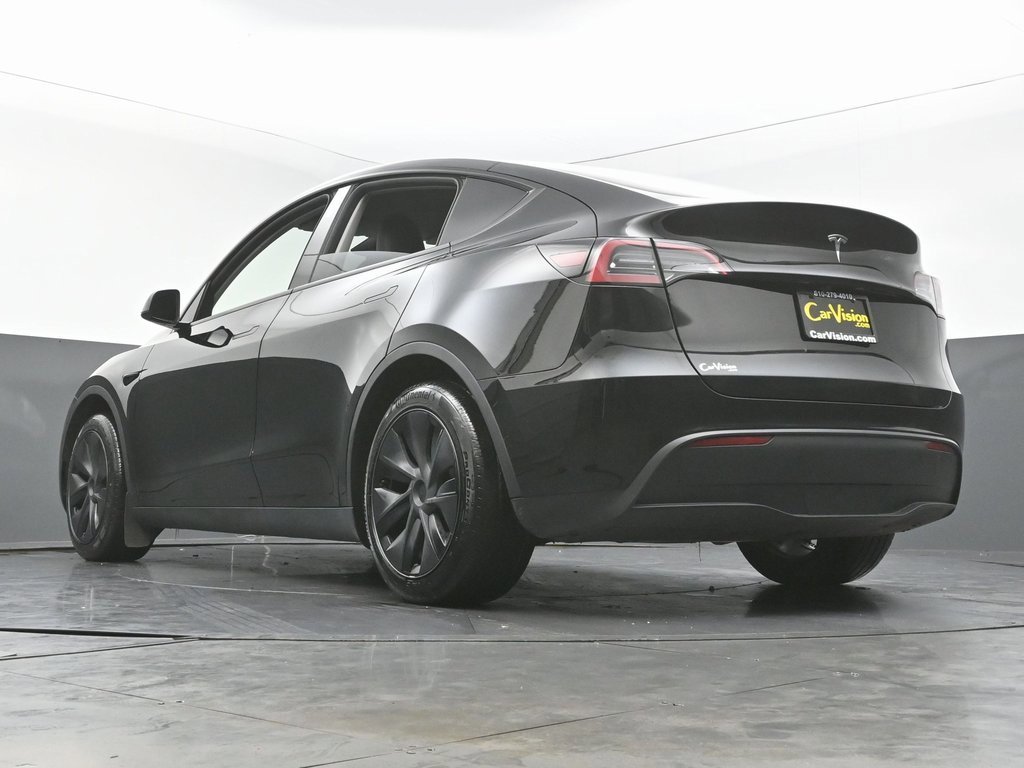 Used 2025 Tesla Model Y Long Range image 47