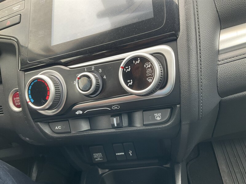Used 2015 Honda Fit EX image 35