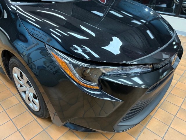 Used 2025 Toyota Corolla LE image 2