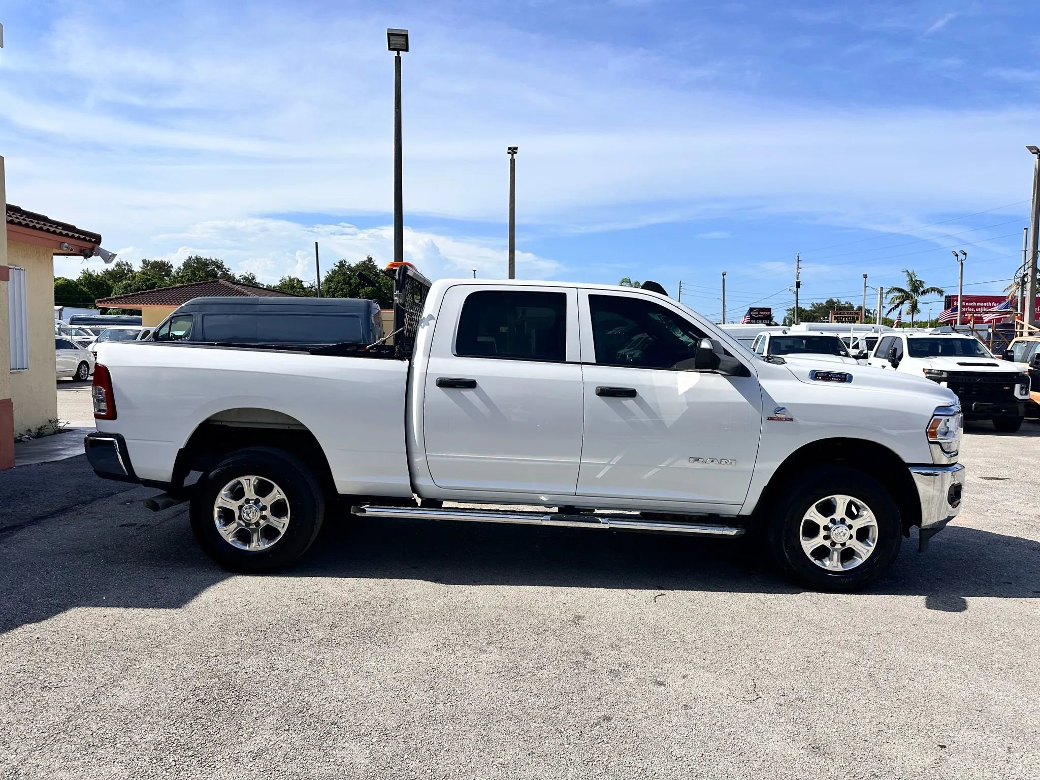 Used 2019 RAM 2500 Tradesman w/ Chrome Appearance Group image 6
