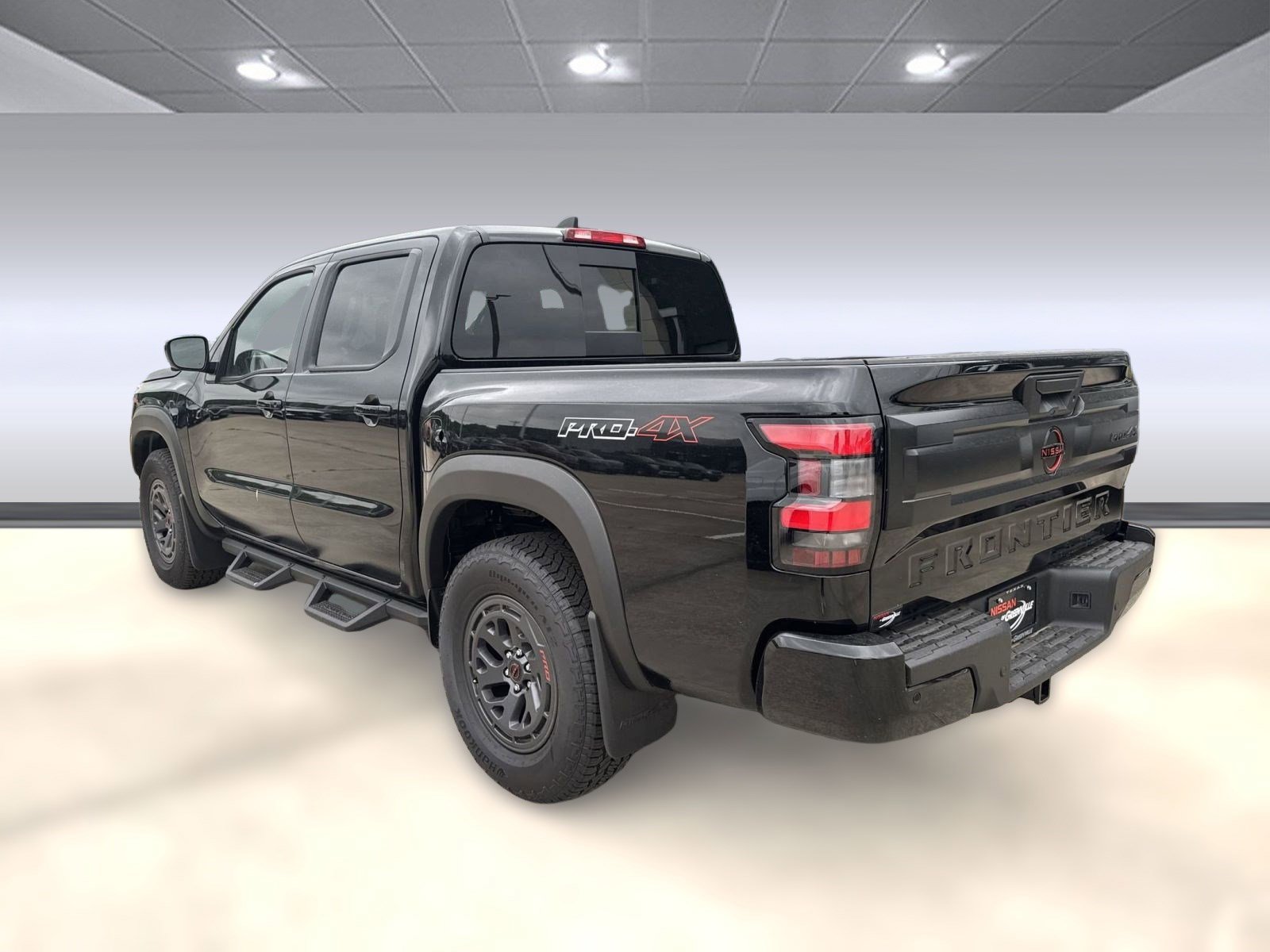 New 2025 Nissan Frontier PRO-4X w/ Pro Convenience Package image 3